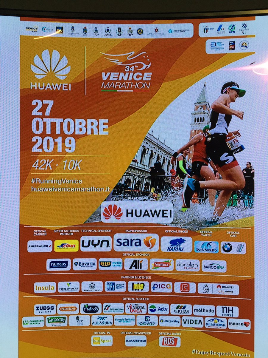 Tutto pronto presso la sede di <a href="/ConfindustriaVe/">Confindustria Venezia</a> per la firma dell’accordo di #Greenpartnership per una 34. #VeniceMarathon sostenibile e circolare 🙌♻️🏃🏽‍♂️🌀