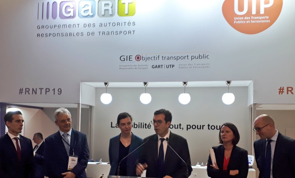 JPFarandou's tweet photo. Au nom de l'@UTP_Fr, je suis très heureux d'avoir ouvert ces @27eRNTP, avec le soutien de @Djebbari_JB. Des rencontres qui marquent l'engagement des opérateurs de #transport pour une #mobilité durable, inclusive, au service des citoyens et des territoires. #RNTP19 https://t.co/UNnvdA01Sz