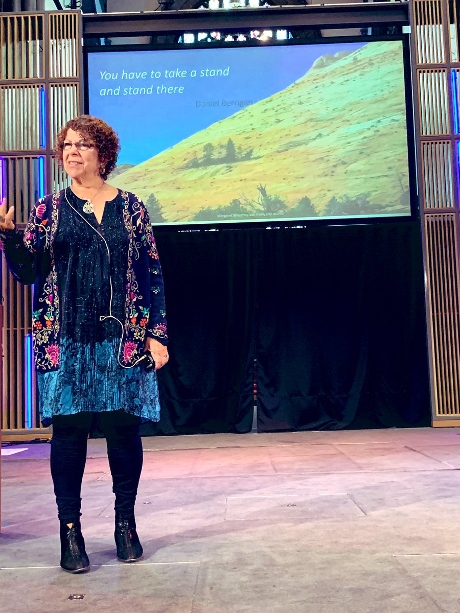 ManiraAhmad's tweet photo. “It is so important to have a sense of belonging - we then have the rise of ethical behaviour”

Meg Wheatley brings it home, we need to get back to basics - it’s as simple as that !

#DwellingMind #Relationships #Connections #PerseveranceScot #CourageousLeadership #Kindness https://t.co/vBtHHQUZt1