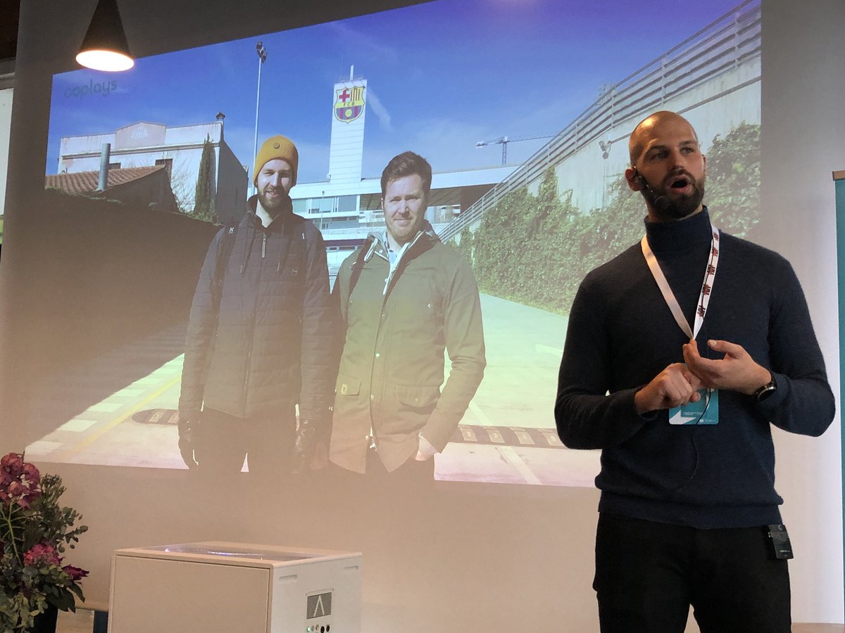 FC Barcelona + <a href="/coplaysio/">CoPlays Soccer</a>  = @Smash_Helsinki tuotti tulosta. 💪
Rohkea savonlinnalainen odotti tilaisuutta kolme kertaa ennen kuin rohkaistui myymään espanjalaiselle. Onnistui! Huikea tarina by <a href="/MarkusKauppinen/">Markus Kauppinen</a>