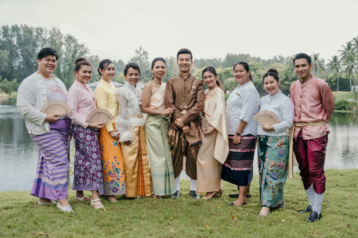 #BTExceptional25

Marking a new milestone last week, the Group graced the 25th Anniversary celebrations at our flagship resort, Banyan Tree Phuket. The festivities recollected early days when our journey first began.

More on our 25th Anniversary Offers: bit.ly/2kUzKf0