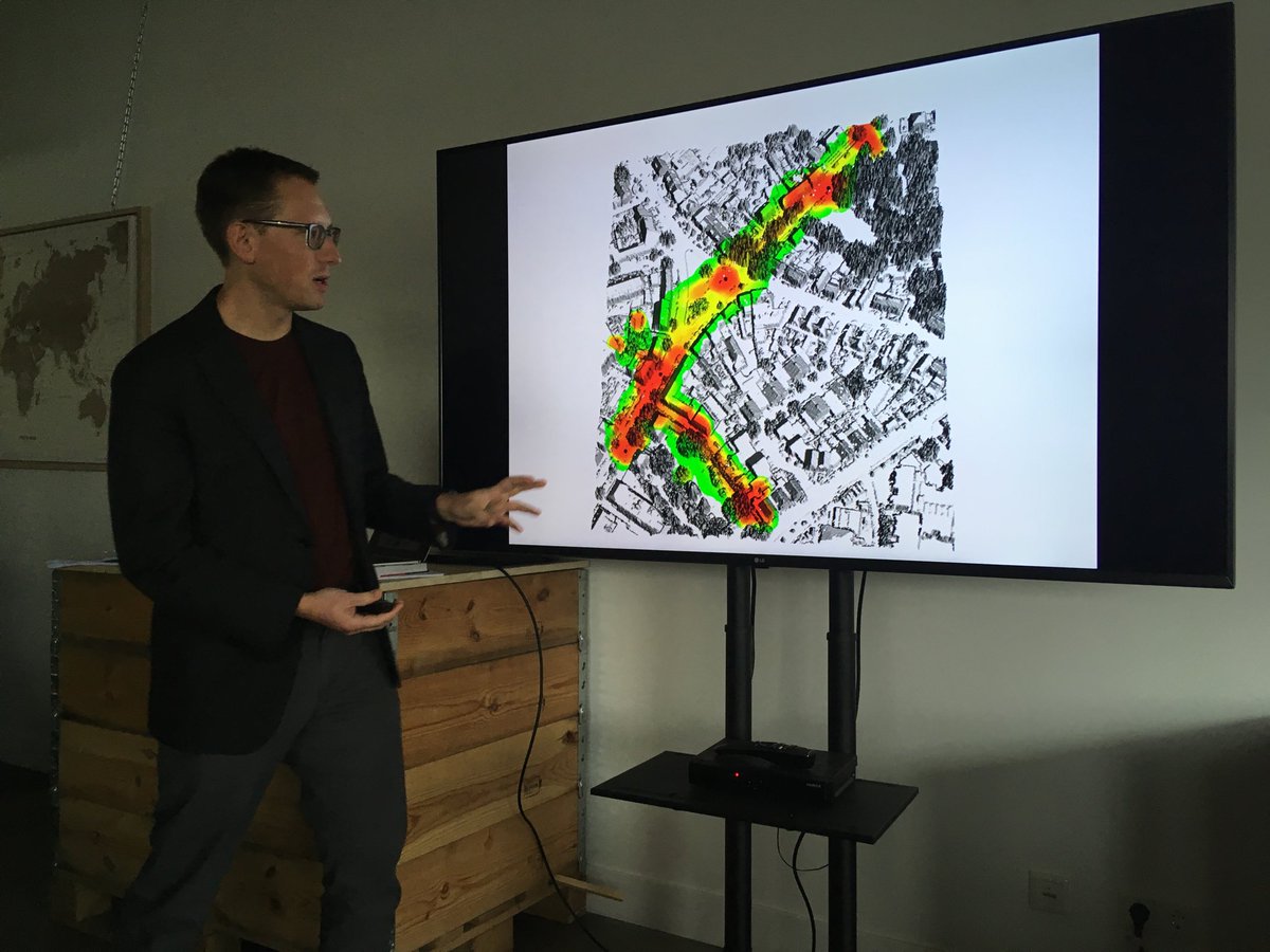 Ondrej Mitas researcher ⁦<a href="/bredauas/">Breda University of Applied Sciences</a>⁩ Experience Lab presents how effective the indoor and outdoor route of the Van Gogh house in #Zundert is experienced by master of #imagineering students