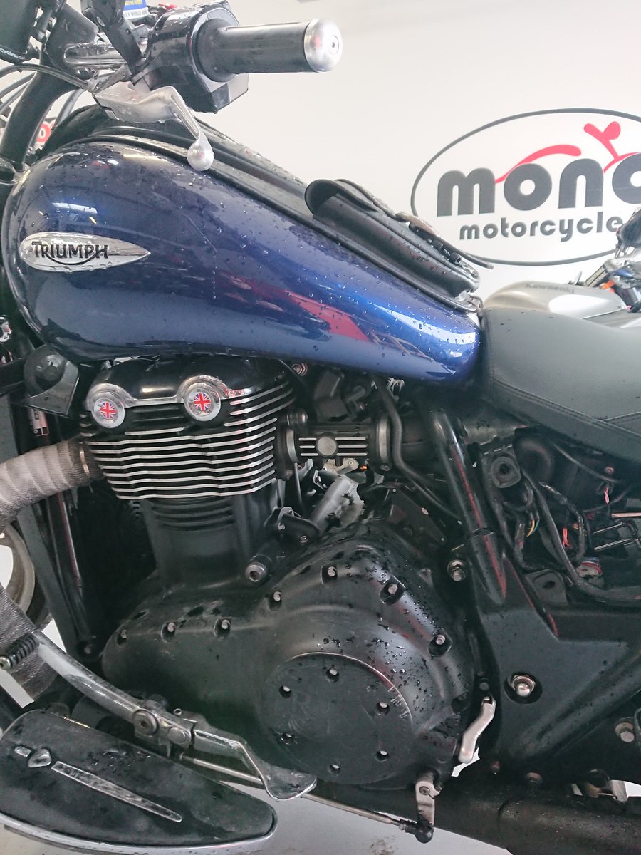 monomotorcycle1's tweet photo. Our first diagnosis of this week, is for the giant Triumph Thunderbird. The Thunderbird joins us this week with an intermittent cut out fault. #Triumph #TriumphThunderbird #motorcyclewiring #motorbikewiring #motorcyclediagnostics https://t.co/bOtgh0nGoj