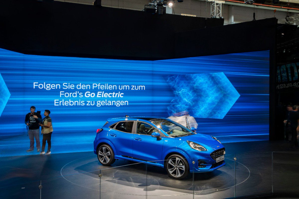 Alucinante! @Ford vén de desvelar no pasado Salón do #Automóbil de #Frankfurt a súa liña de vehículos electrificados, que superará en vendas aos vehíclos #diesel e #gasolina convencionais da marca de cara ao ano 2022! 💻📲👉 ford.to/2oVYJQL

#Frankfurt2019 #IAA19