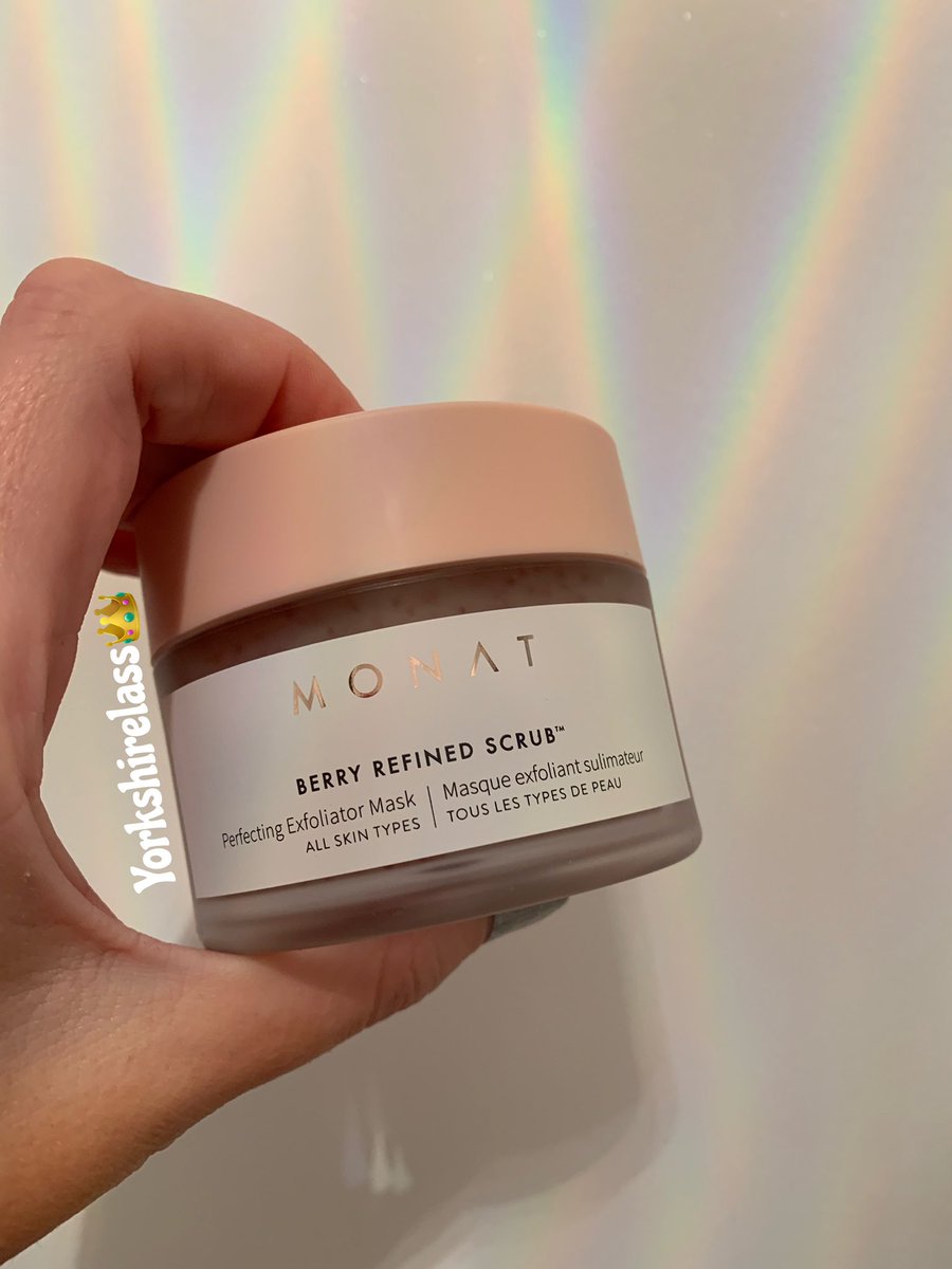 How gorgeous are these? I look forward to every am &amp; pm just so I can apply these gorgeous beauties. Berry Refined Scrub is the bomb 💥 #healthyskincare #berryrefinedscrub #haircareskincarewecare #justask