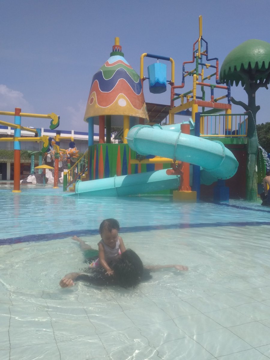 MputtII's tweet image. Transeraa Waterpark - Bekasi 😘