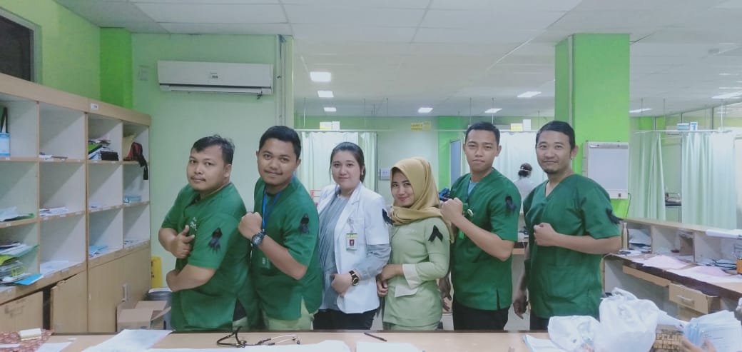 Pitoyo14767185's tweet photo. #savemedis #saveperawat https://t.co/26sARazVYj