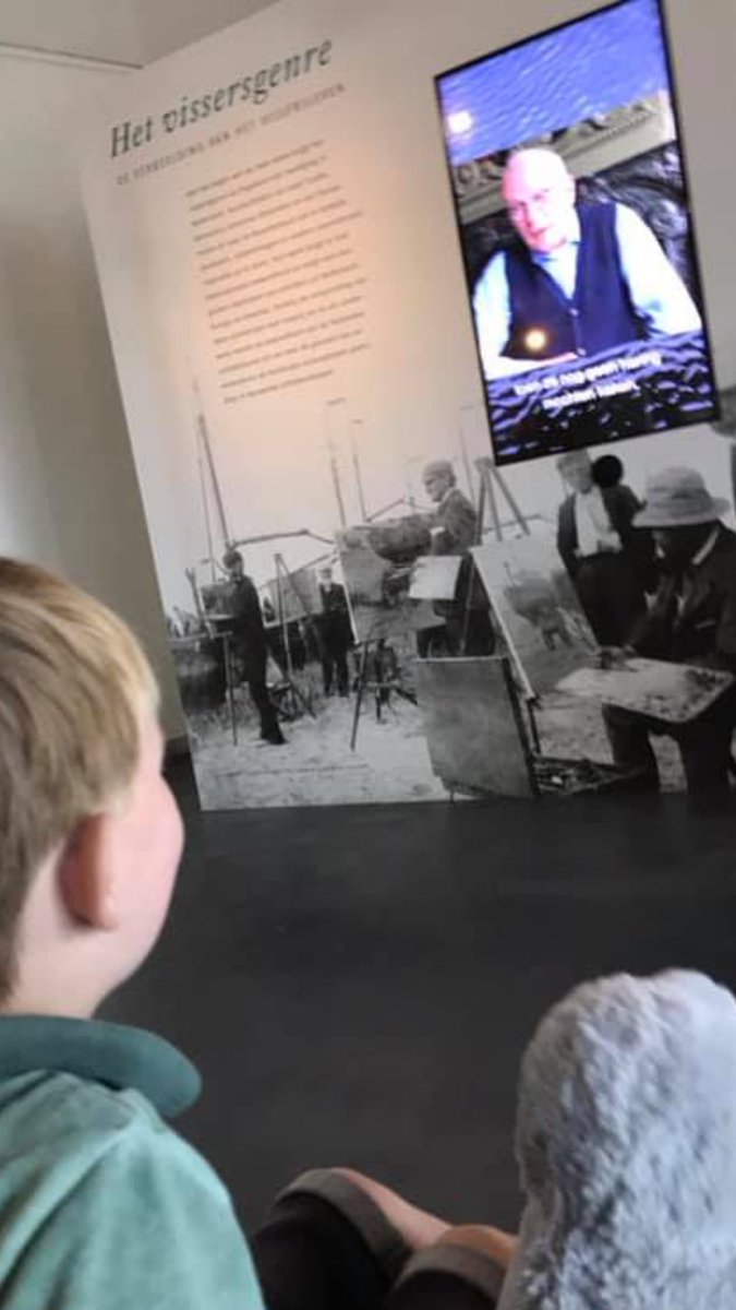 Kom je ook in het museum kijken naar het filmpje waarin Jan van de Voort vertelt over het belang van schilderkunst tijdens de wereld- en visserijtentoonstellingen in de 18de en 19de eeuw? Jan heeft ook een schitterend boek over de visserijtentoonstellingen geschreven.