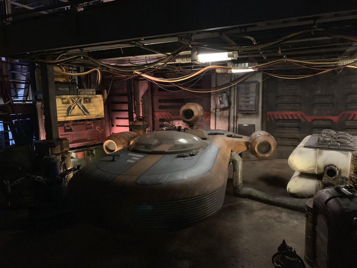 DrBobKa97's tweet image. Felt like we were right in the middle of The Rebellion. #BackToBatuu