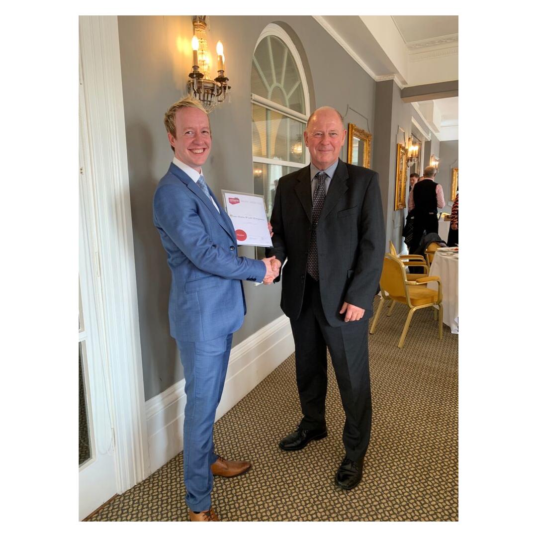 EBChamber's tweet photo. We had a great breakfast this morning @LansdowneSussex 

Here's one of our oldest Members  @christmas521  presenting one of our latest members - James Bourne Wealth Management their Membership Pack 😃

Thanks to Ian of @fizzonfoot  for his presentation.

#EBChamber #Eastbourne https://t.co/c9TaN2nPlr