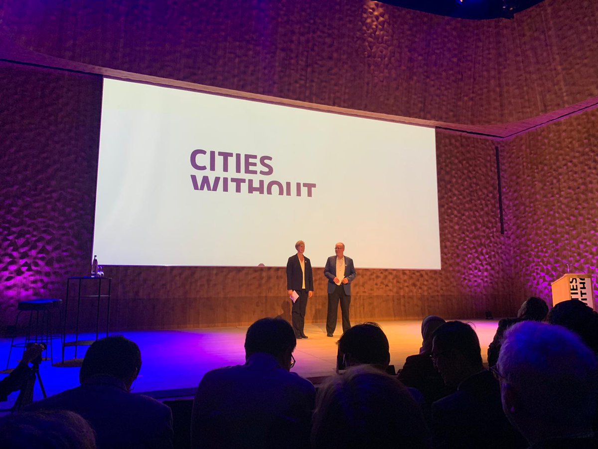 Anteverti's tweet photo. 📈 How can we foster #DigitalTransformation to design cities that are more livable?
📌 Today, our #Innovation Director Cristina Garrido –@immaterial_lab– is at the City Science Summit in Hamburg 🇩🇪, organized by @citysciencelab, @MITCities & @HCUHamburg · #CitiesWithout https://t.co/59o4a9Myo0