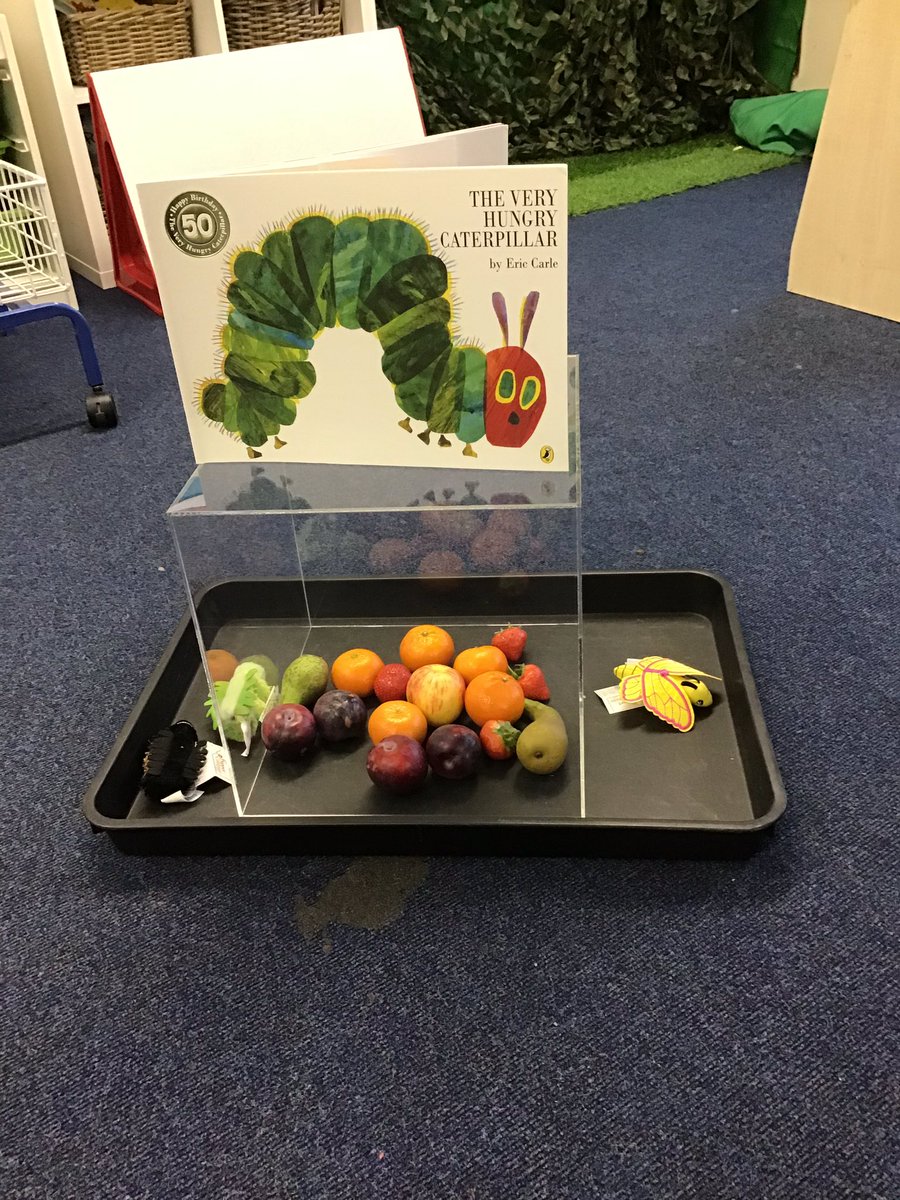 LindenRDCedar's tweet image. Re-telling the story The Hungry Caterpillar using our imagination and props #LindenEnglish