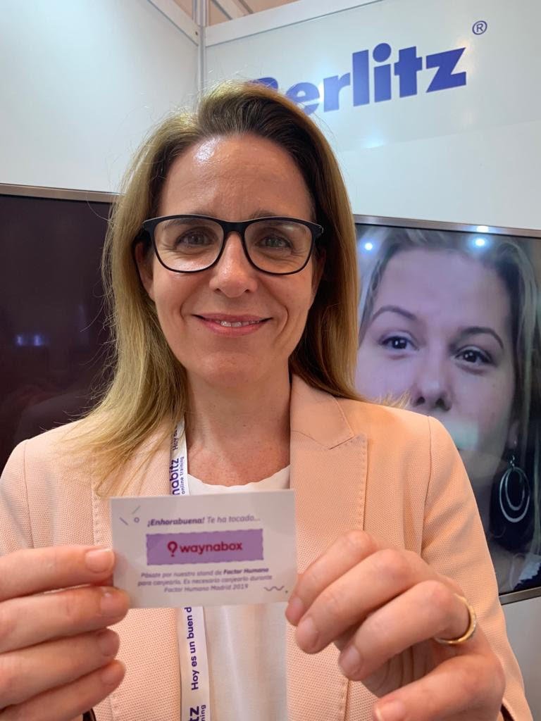 En el #CongresoFH estamos repartiendo galletas de la fortuna y ya hemos entregado uno de los muchos premios, un viaje de fin de semana con <a href="/waynabox/">waynabox</a> ¡Felicidades!