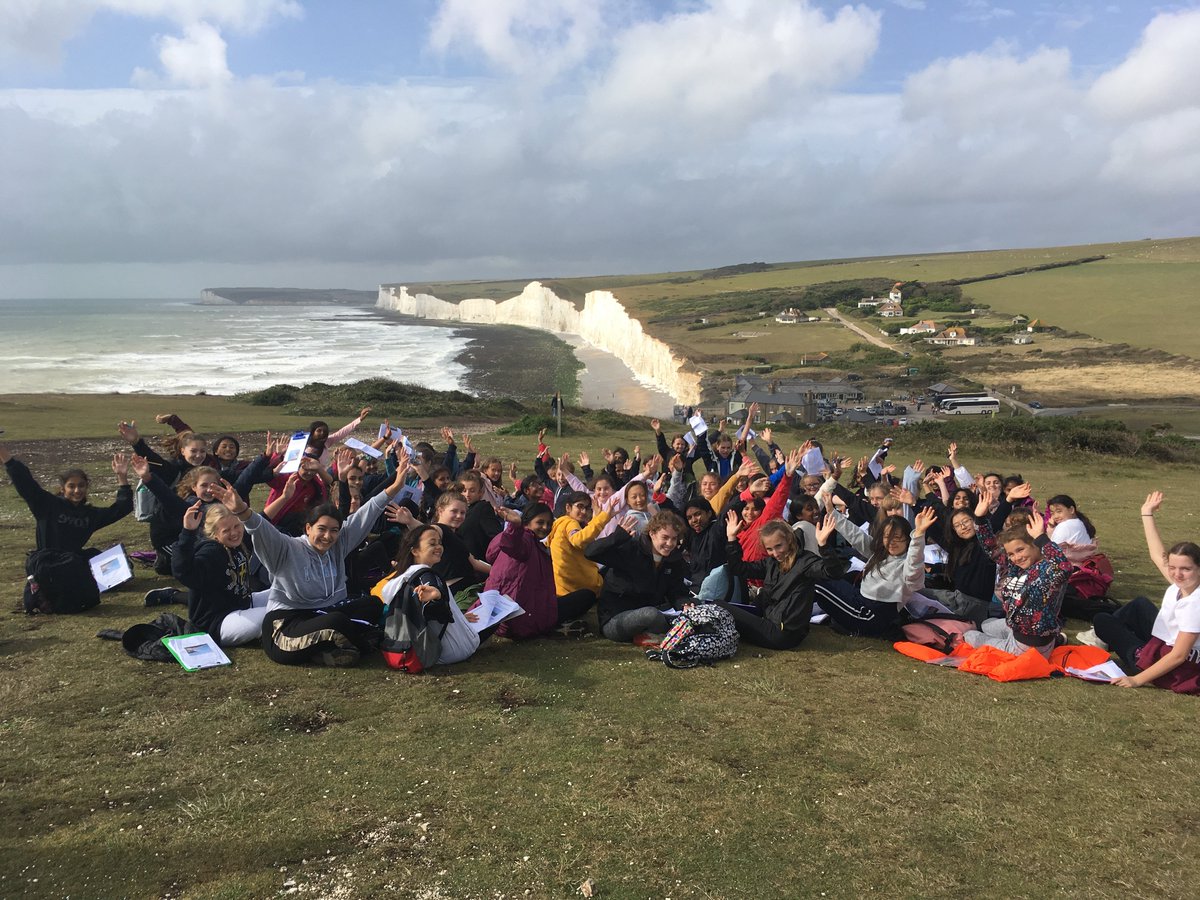 LEHgeog's tweet image. A busy week for field trips last week with the L4s visiting Eastbourne to look at coastal processes and the U5 investigating sustainability at the Olympic Park in Stratford. #clipboardsattheready #geography #realgeography