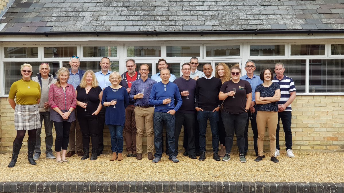 Verisk_LBDUK's tweet image. Congratulations to Seppe Cassettari who retired as our CEO on 30th September!  We&apos;d like to wish Seppe the very best of luck for the future and thank him for the contribution he has made to the industry in a long and distinguished career. #SeppeCassettari #geospatial #BCS #GIS