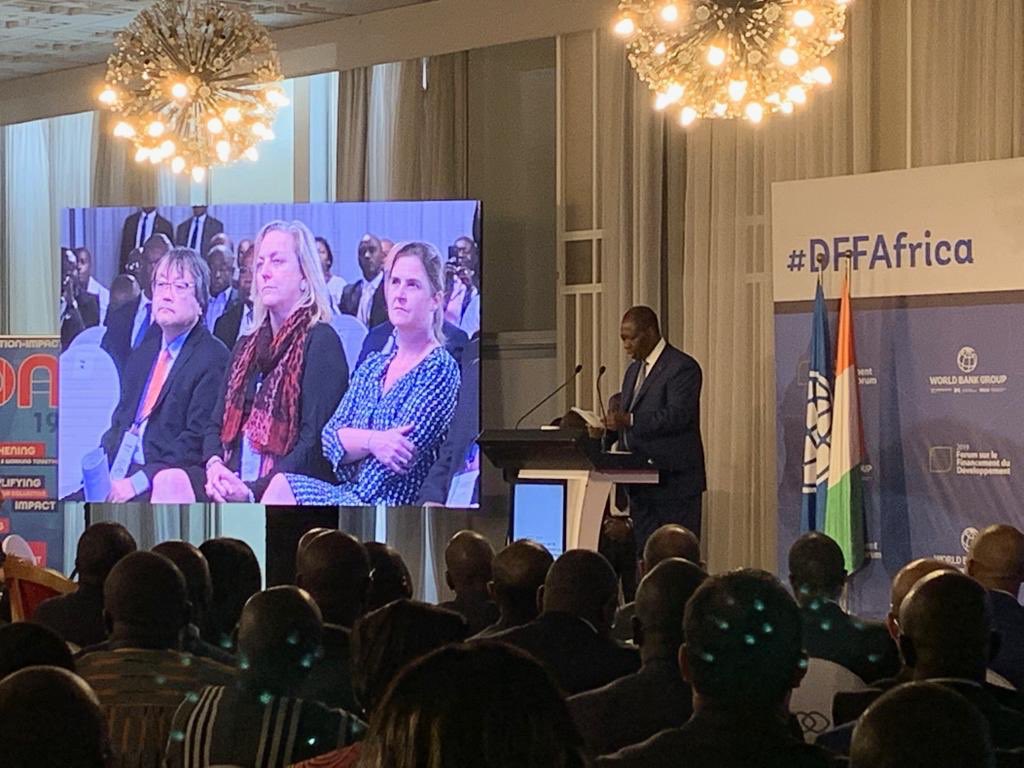 KFinkelston's tweet photo. Au Forum sur le financement du développement à #Abidjan, Président Alassane Ouattara a déclaré: « il nous faut élaborer des modèles innovants pour réussir à financer nos économies » #dffafrique #secteurprive @AOuattara_PRCI @IFC_org @MIGA @WBG_IDA https://t.co/w65W98OByL
