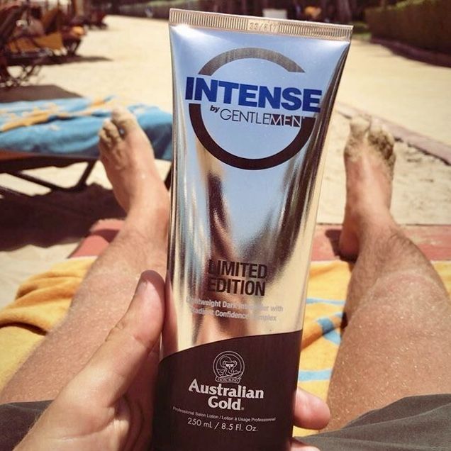 AustralianGUK's tweet photo. Joe is loving our Product of the Month, Intense by G Gentleman, "it's my favourite! I use this one the most because of the smell, you can go out straight after tanning and it smells like a Fendi aftershave"
#LiveTheGoldLifeUK #MenTanToo
π· @ItsJoeCooper https://t.co/av6tyvdT23