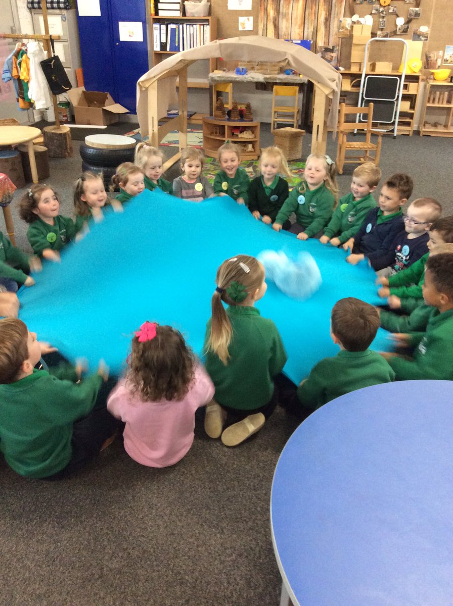 NurseryStAndrew's tweet image. We enjoyed our first visit from Cameron @YMIFalkirk the children thoughts say it all A “exciting”, D “so grateful and I wanted to see him again”,  C “brilliant” #welovetosing #listening #keepingtime 🎶😀