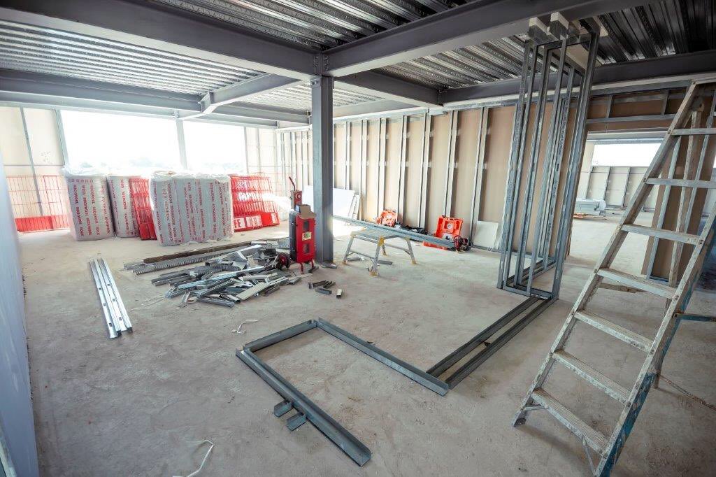 bandkbuild's tweet photo. Slight miscalculation on my part, also found some #behindthehoarding pictures from Beeston for @CharterpointG & @PeverilHomes with @MCaArchitecture #bkps #webuild 3/2 https://t.co/NTM34lymyt