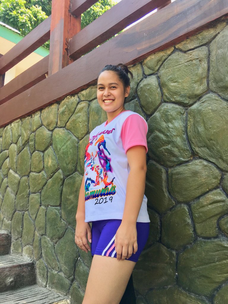 bxtchnafake's tweet photo. Intramurals 2k19 ✨
#PinkClover https://t.co/Vps0lEwmhP