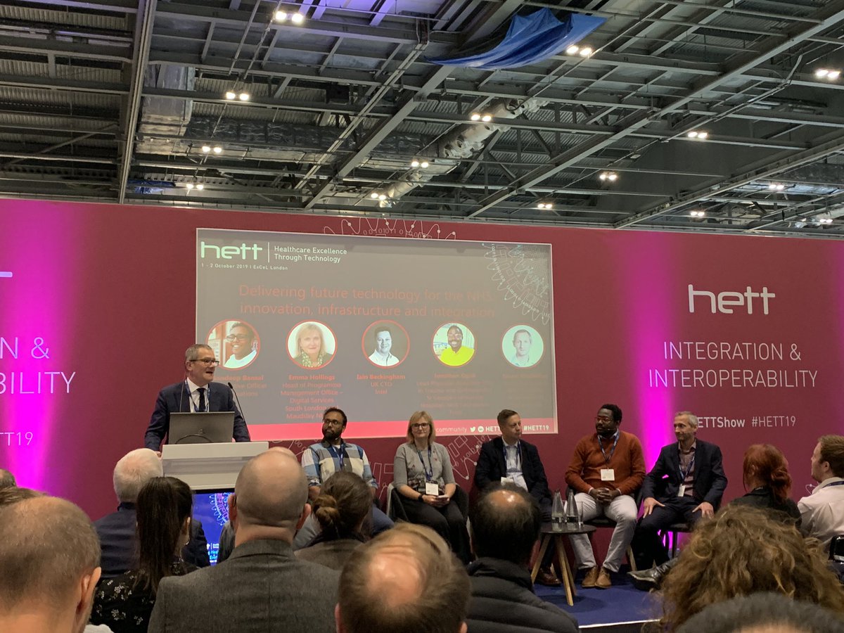EmmaHarris_NHS's tweet image. Listening to @littleboris speaking about Innovation infrastructure  and  integration!! @nhsx #scanforsafety @LeedsHospitals