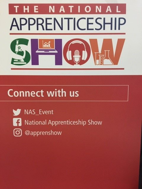 Glosfire's tweet photo. @Glosfire supporting National Apprenticeship Show @ Chelt Racecourse. Exhibiting alongside @GlosCC @Glosroads and engaging with pupils from school across the S/ West region outlining exciting career opportunities at GFRS #buildyourfuture #nationalapprenticeshipshow #NAS_event https://t.co/TT7koGW6ng