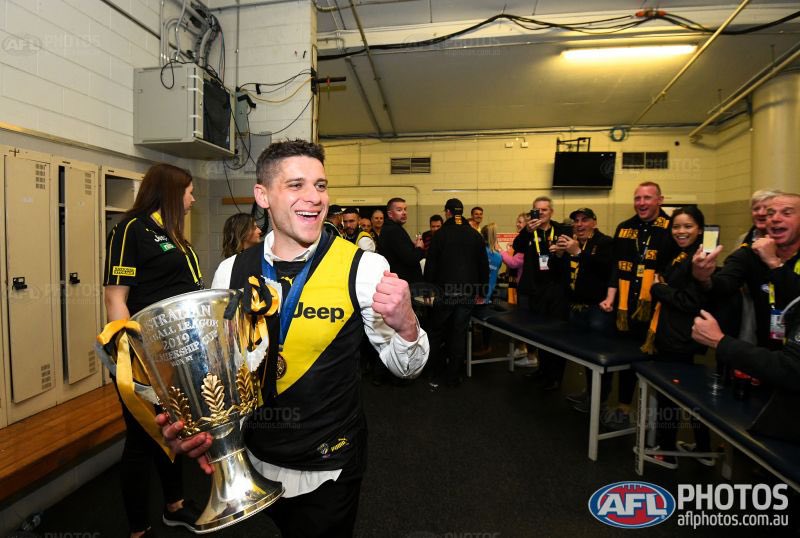 The 2019 Jack Dyer Medalist! 

Well deserved, one of the most consistent years in recent memory. 

Thank you for choosing our club back in 2016 Dion. 🐯