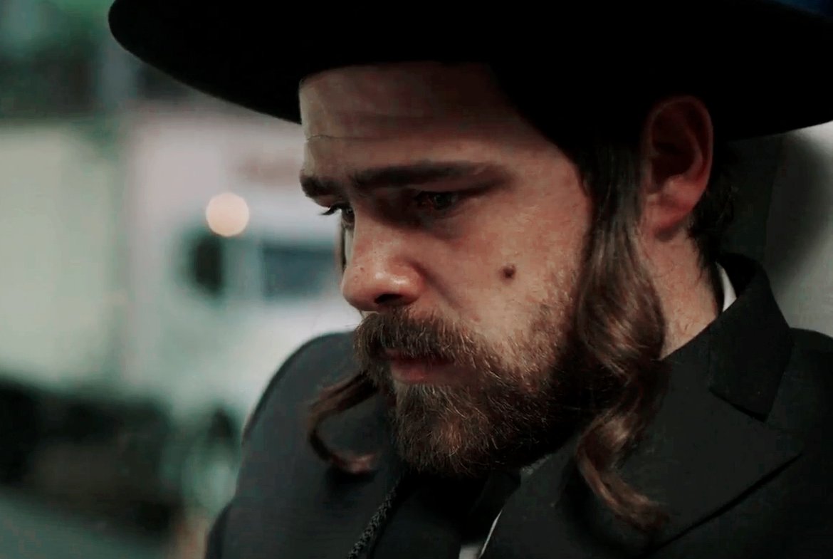 teenangelssol's tweet photo. "Al único que no conocía antes de hacer esta película era a Peter Lanzani y para mi fue una sorpresa increíble porque es un actorazo, un gran tipo y con una versatilidad que pocos actores tienen" Federico Cueva, director de "Solo se vive una vez". https://t.co/DkbgN8RAAA