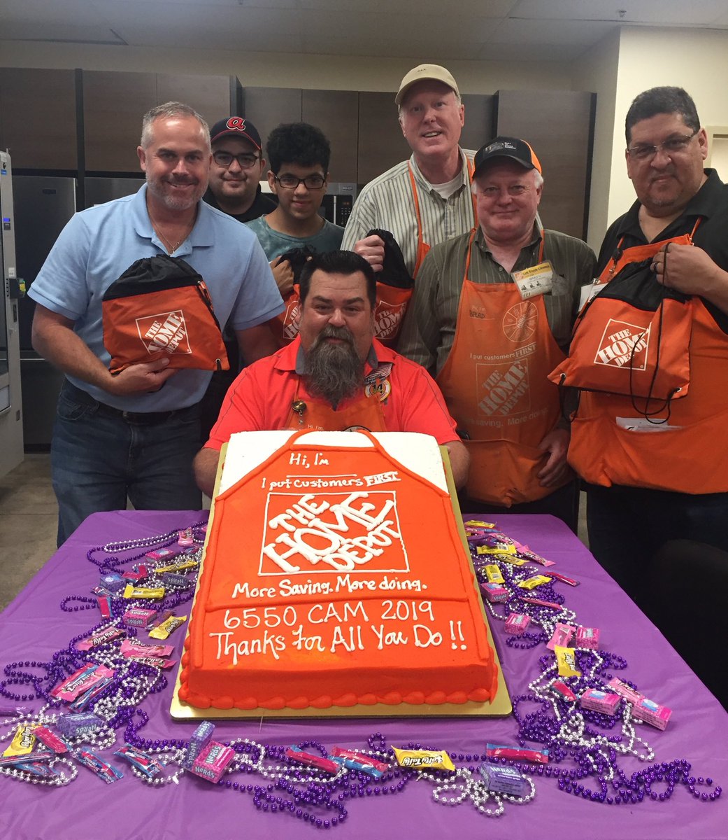 Kicking off CAM 2019 at #6550 Evans Rd. ⁦<a href="/jreed4401/">Jennifer Reed</a>⁩ ⁦<a href="/LMcmilian/">Liam Mcmilian</a>⁩ ⁦<a href="/RebekahBush/">Rebekah Bush</a>⁩ ⁦<a href="/lizlalejandro/">LIZ LIMON-ALEJANDRO</a>⁩