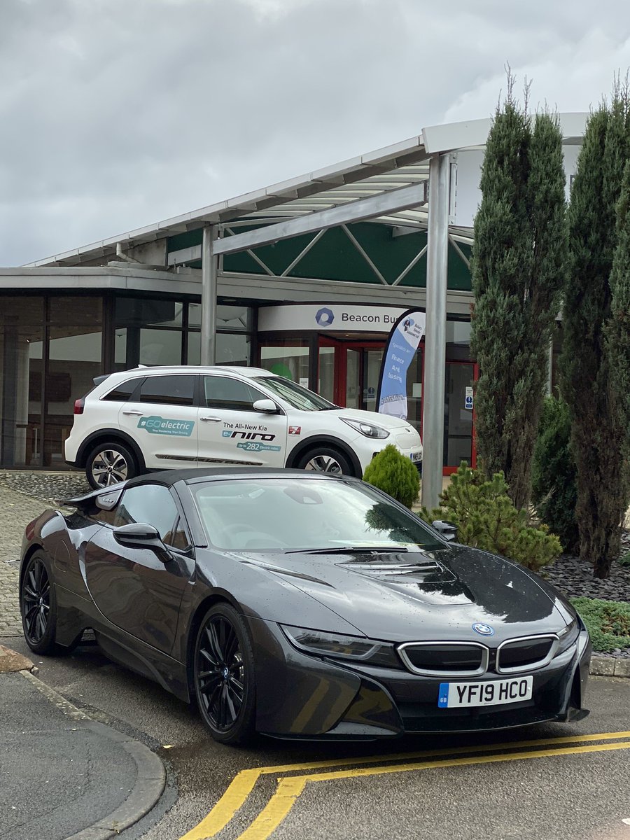 ButlersVehicle's tweet photo. Great to have worked with @LowCarbonStaffs  promoting electric vehicles to Staffordshire Businesses. Big thanks to @GoUltraLow for attending the event #electriccars #gogoeco https://t.co/J8AppSt3Nr
