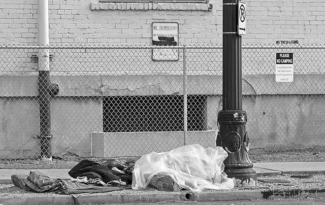 RayDavidPhoto's tweet image. What would you do? What would you do if you woke up from a dream where you were homeless, only to realize it wasn't a dream? Where would you sleep? What would you eat? Where would you bath? How would you accomplish the basic needs of life that the rest o… bit.ly/2odUUGk