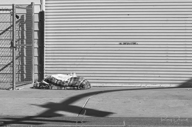 RayDavidPhoto's tweet image. What would you do? What would you do if you woke up from a dream where you were homeless, only to realize it wasn't a dream? Where would you sleep? What would you eat? Where would you bath? How would you accomplish the basic needs of life that the rest o… bit.ly/2odUXC0