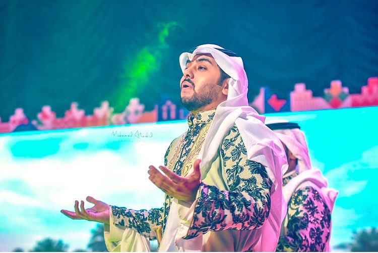 ibrahim_murasil's tweet photo. تشرفت بالمشاركة امس في اوبريت همة في جامعة الملك فيصل بالاحساء شكراً للحضور الرائع وشكراً لعمادة شؤون الطلاب بالجامعة علي هذا التعاون @KFU_st_affairs @ibrahim_murasil https://t.co/RtfJrZTG2j