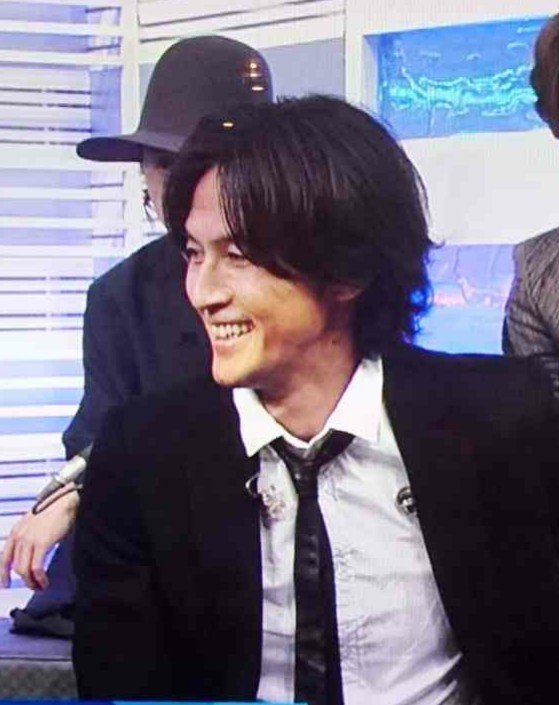 エラニユース 遅くなりましたが 今日はネクタイの日でメガネの日だそうで なんて素敵な日 稲葉さんのネクタイ姿にものすご く弱いです V 人 そして このメガネ稲葉さんの画像も可愛い ネクタイの日 メガネの日 T Co Xysngpupt6 エラニユース 遅くなりましたが 今日はネクタイの日でメガネの日だそうで なんて素敵な日 稲葉さんのネクタイ姿にものすご く弱いです V 人 そして このメガネ稲葉さんの画像も可愛い ネクタイの日 メガネの日 T Co Xysngpupt6