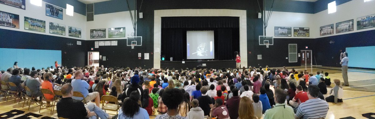 It's always a great day <a href="/BerryMiddle/">Berry Middle School</a> when James <a href="/spann/">James Spann</a> comes to talk to our 6th grade about weather!!  Connecting the classroom to real world!