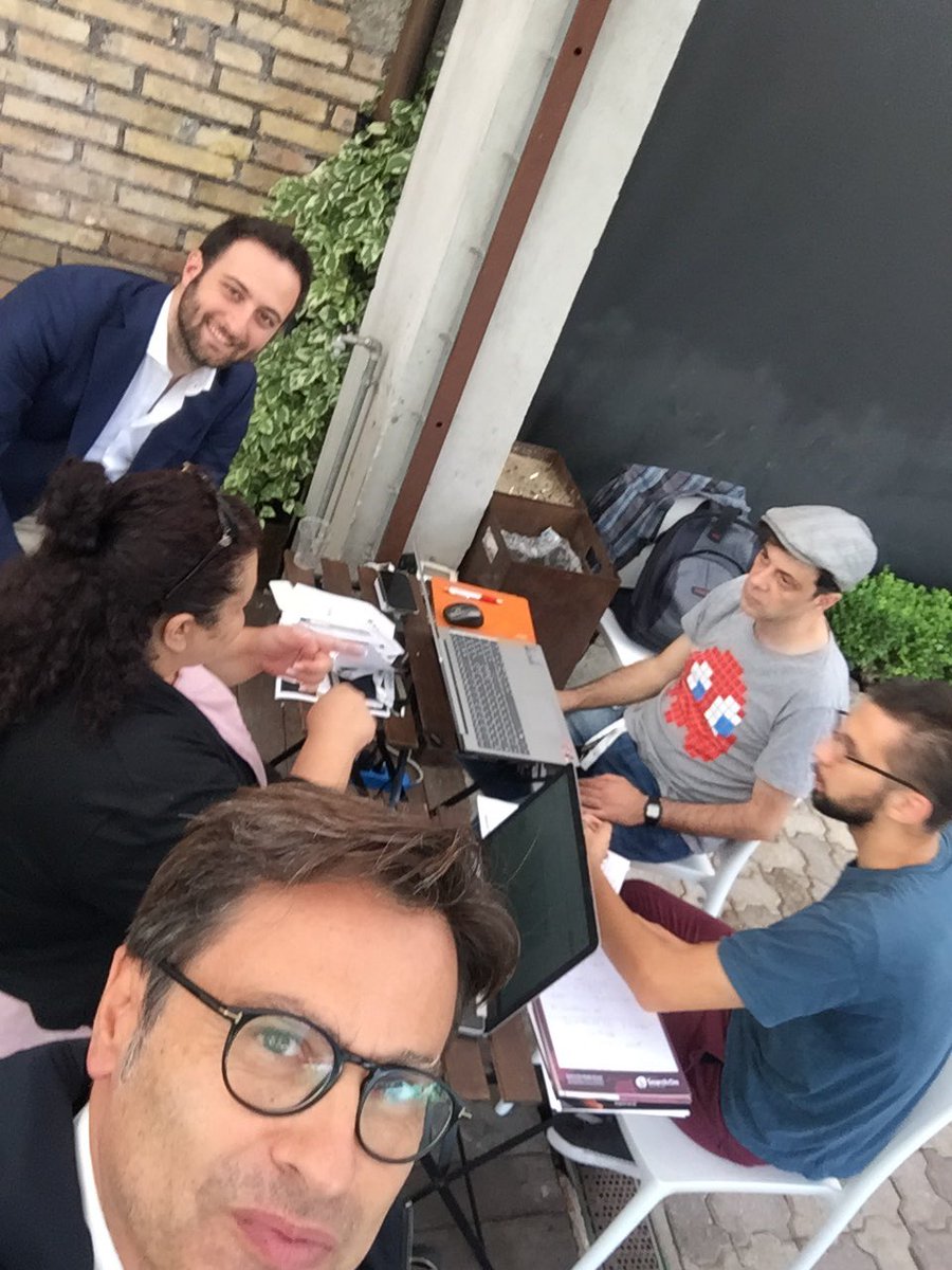 PasqualePedote's tweet photo. Dalla Puglia...pianificare...strategie...innovazione...comunicazione...
#PercheSi https://t.co/fwK96aAjaJ