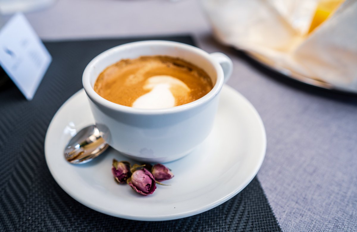 HotelSplit's tweet image. We are celebrating #InternationalCoffeeDay! So visit us and try some of the finest pastries and coffee for the price of 24 kn. 

#boutiquehotel #greenhotel #croatiafulloflife