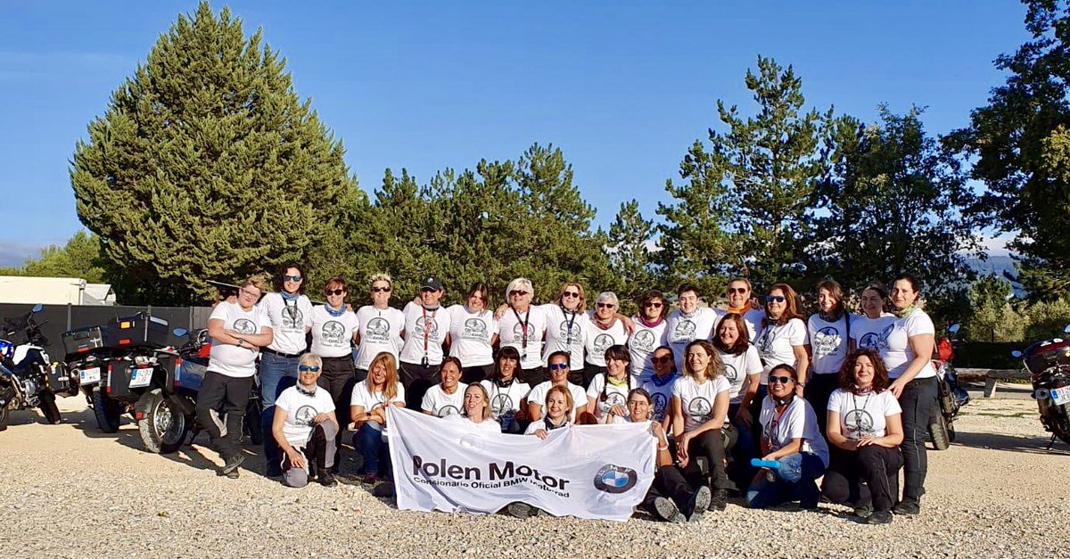RolenMotor's tweet photo. El pasado fin de semana tuvo lugar en Navarra el IV Encuentro GS Girls donde se han vivido dos días espectaculares de moto y buen rollo.

¡¡Enhorabuena chicas!! ¡¡Por muchas más mujeres GSeras!! ✌️✌️✌️

#gsgirls #mujeresgseras https://t.co/HVeM3vtQAS