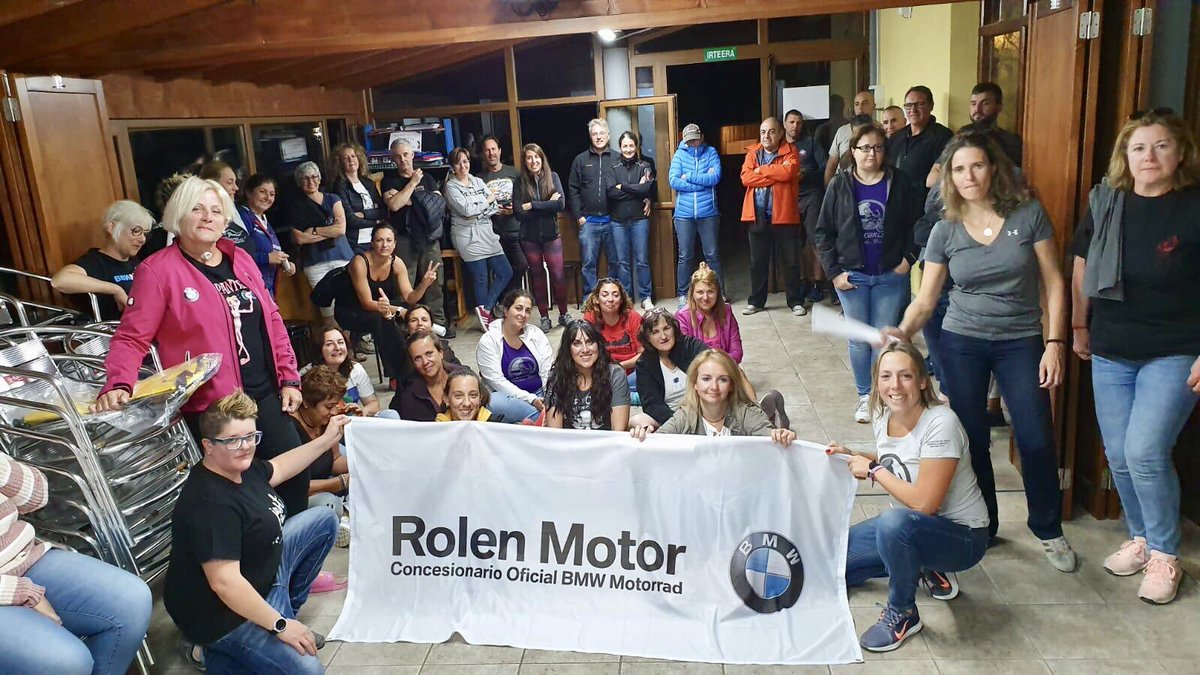 RolenMotor's tweet photo. El pasado fin de semana tuvo lugar en Navarra el IV Encuentro GS Girls donde se han vivido dos días espectaculares de moto y buen rollo.

¡¡Enhorabuena chicas!! ¡¡Por muchas más mujeres GSeras!! ✌️✌️✌️

#gsgirls #mujeresgseras https://t.co/HVeM3vtQAS