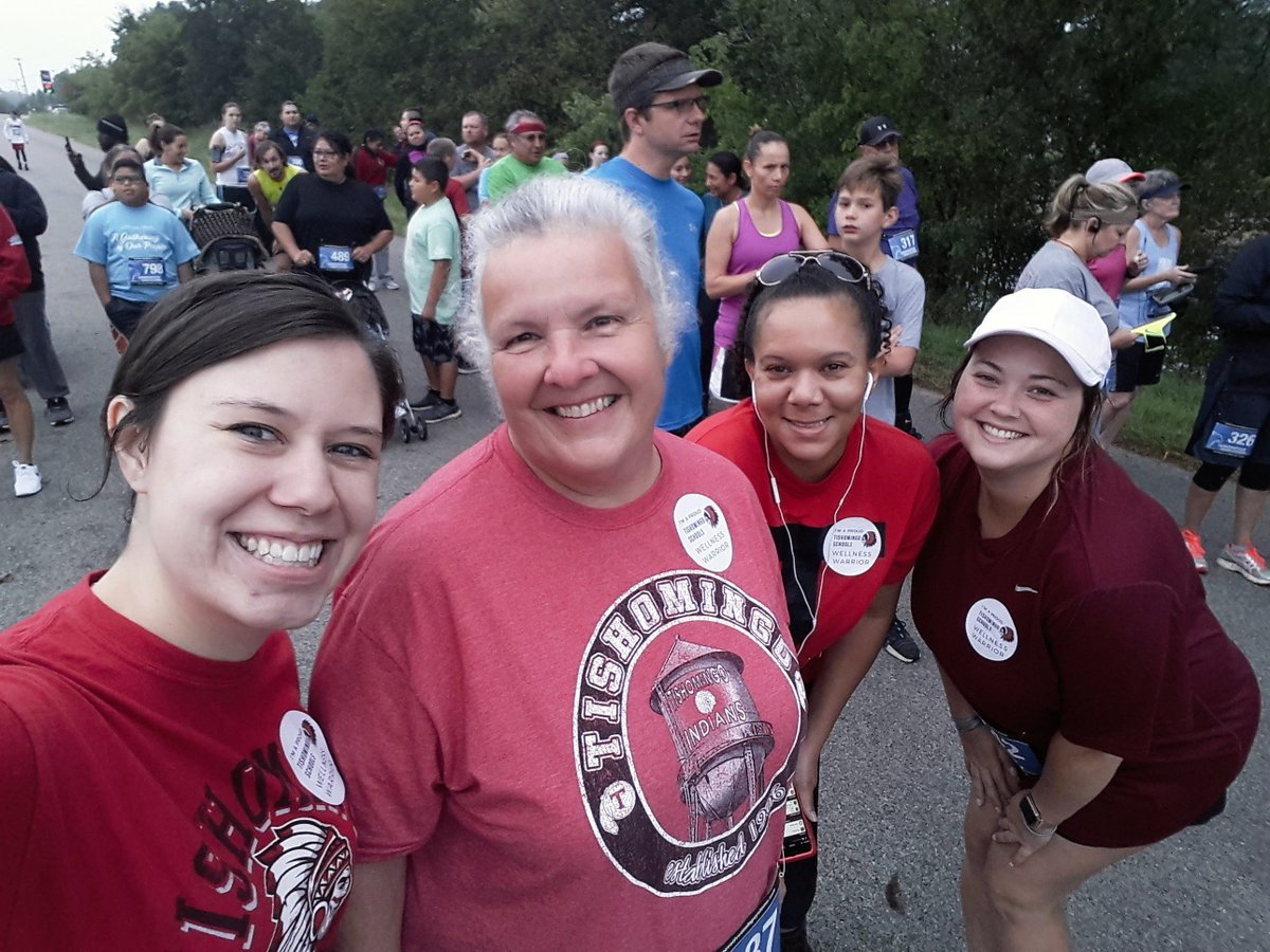 HealthCorps's tweet image. It's officially #WALKTOBER! Faculty and staff in HealthCorps schools are now competing for the most steps during the month of October as a part of our Staff Wellness Challenge! Good luck to all our schools — and get moving! #October1st