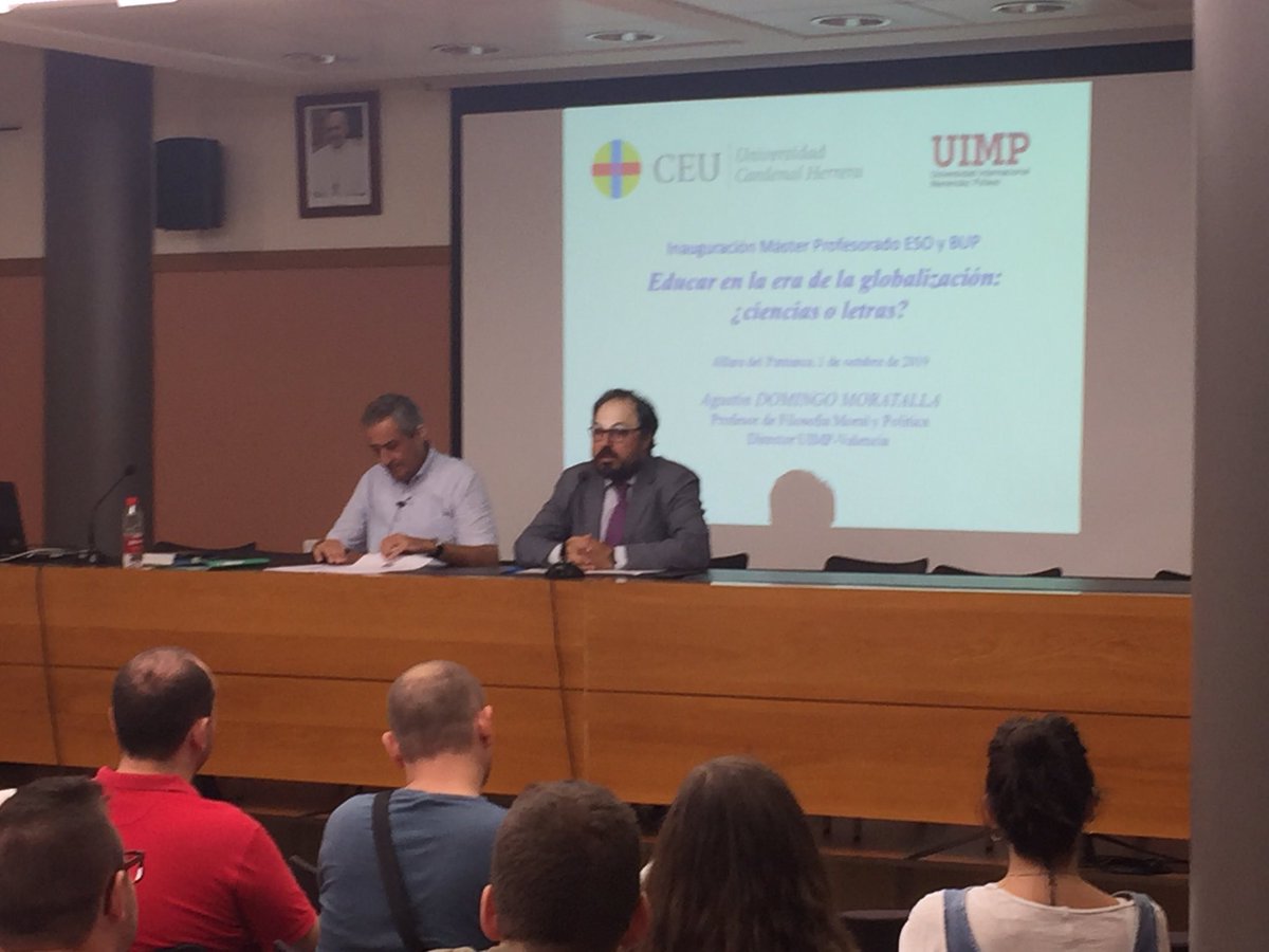 Agustin Domíngo Moratalla en la <a href="/uchceu/">Universidad CEU UCH</a> conferencia inaugural de Master de Secundaria <a href="/magisterioUCH/">Magisterio CEU-UCH</a>