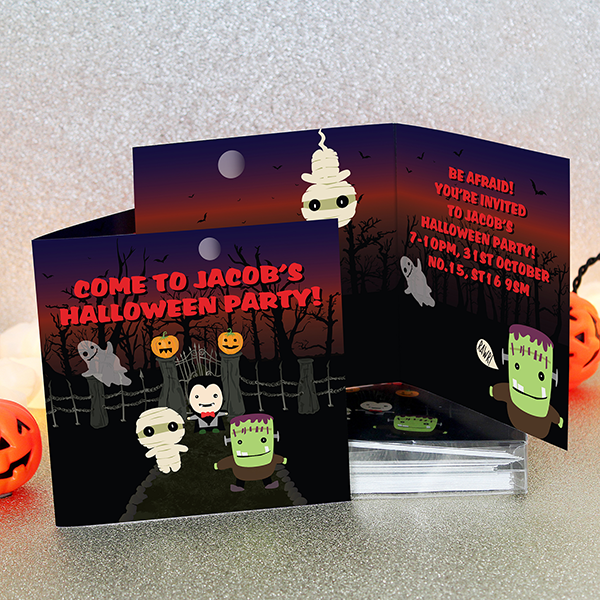 CustomGatewayUS's tweet photo. Now that October is here, it's the perfect time to ensure you're ready for Halloween! Our Virtual Product Warehouse is filled with a variety of #personalised and print on demand Halloween products that put the 'thrill' in thriller! 🎃👻https://t.co/QqiPI1weGu https://t.co/UvGs4ceYH8