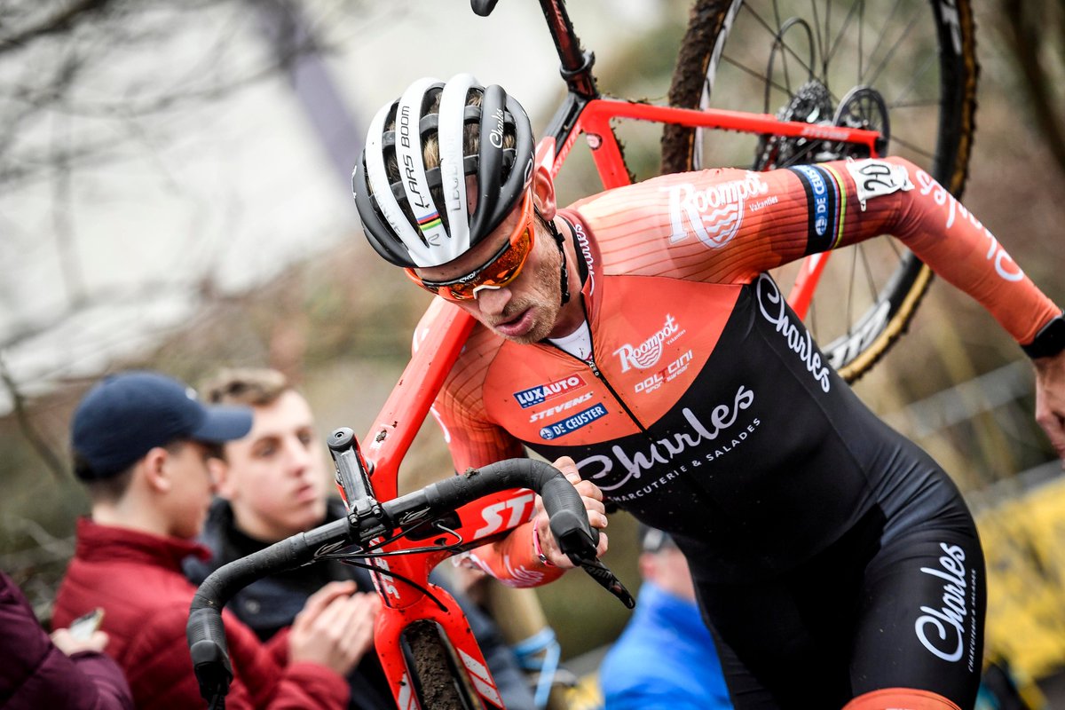 charles cycling team