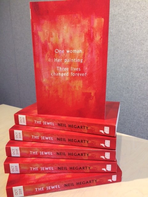 🚨GIVEAWAY 🚨We publish @nphegarty wonderful novel #TheJewel @HoZ_Books this week and I have 8 very gorgeous proofs for 8 lucky people! Simply RT and follow by noon on Friday 4 October to be in with a chance of winning a copy (UK only). #bookgiveaway #proofgiveaway