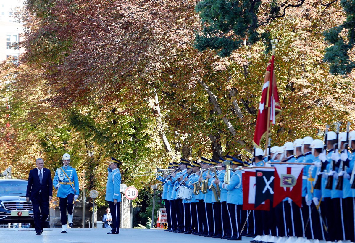 MehmetYavuzDem3's tweet photo. 27. Dönem @TBMMGenelKurulu Türkiye Büyük Millet Meclisi 3. Yasama Yılı Cumhurbaşkanımız, Genel Başkanımız Sayın @RTErdogan’ın teşrifleriyle başladı. Ülkemize, mazlum coğrafyalara ve Muğlamıza hayırlı uğurlu olsun. https://t.co/Kb3xtPgtyL