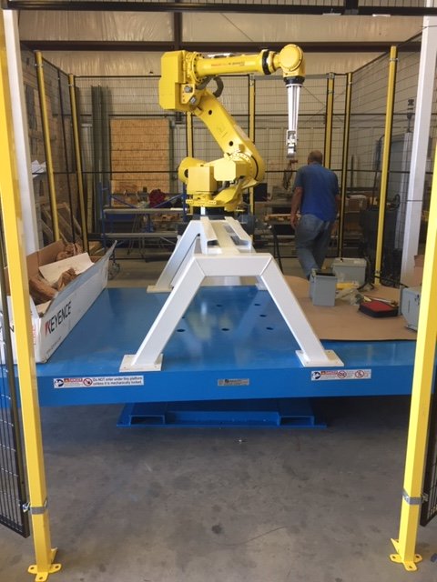 ContSysDesgn's tweet image. Lots of exciting things going on at CSD. Latest Project Fanuc 210KG robot with 3DAS vision system for Bin Picking.
