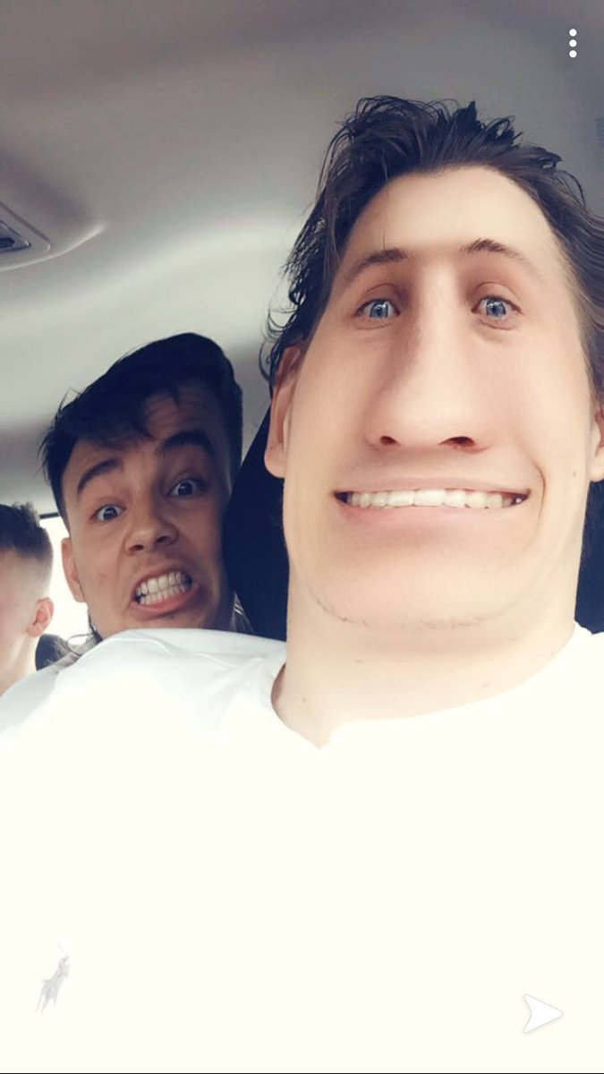 JakeWindes's tweet image. Happy birthday combo @jordan_montes11