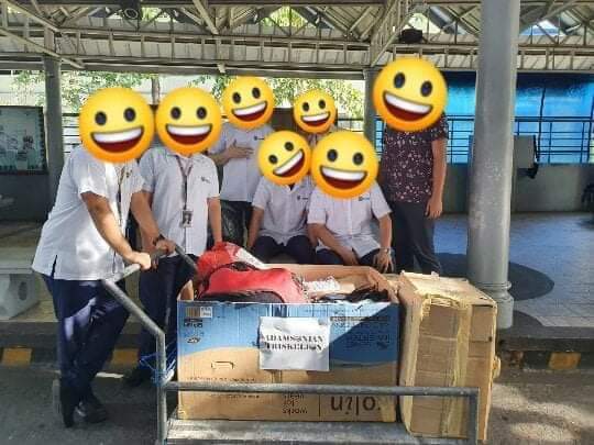 AdUTriskelion's tweet photo. On behalf of Adamson Triskelion, we want to extend our sincere appreciation to everyone for their generosity who contributed their used clothes, uniforms and other goods for the victims from the recent fire tragedy at Zobel st. San Marcelino Ermita, Manila.

#BeOneOfUs 
#AduTGP https://t.co/FF6bfKbFtV