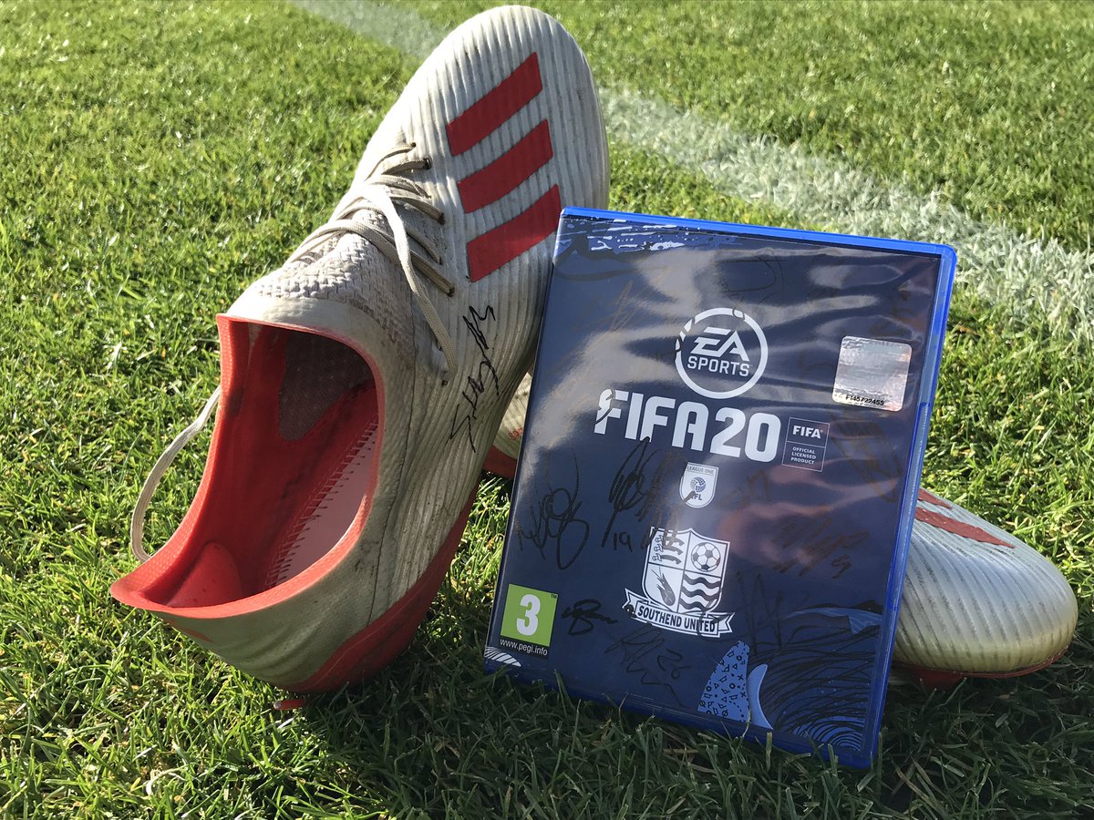 ⚡️ COMPETITION TIME ⚡️

🎮 Want to win a signed #PS4 copy of @EASPORTSFIFA AND signed @HumphrysStevie boots?

For your chance to win...

🔄 RT this post 
📲 Follow <a href="/SUFC_Boxoffice/">Southend United Football Club Box Office</a>

⏰ Competition ends midday on Friday 4 October.

👍 Good luck!

#FIFA20 #VOLTAFOOTBALL