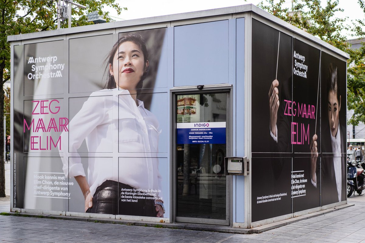 Wat een verrassing voor onze chef-dirigent <a href="/itselimchan/">Elim Chan</a>  wanneer ze zichzelf ziet op een van onze campagnes in de stad Antwerpen! #thesoundofantwerp
...
What a surprise for our chief conductor Elim Chan when she sees herself on one of our campaigns in the city of Antwerp!